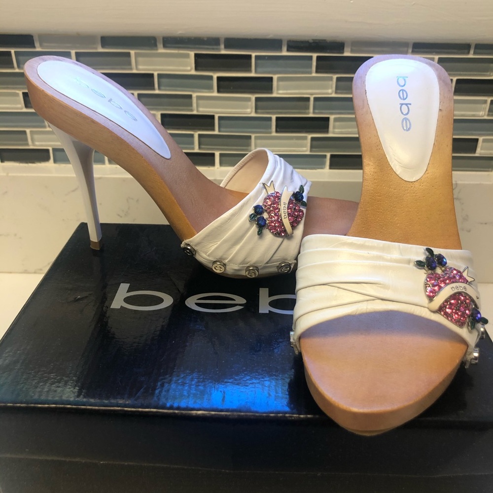 bebe Jennifer sandal